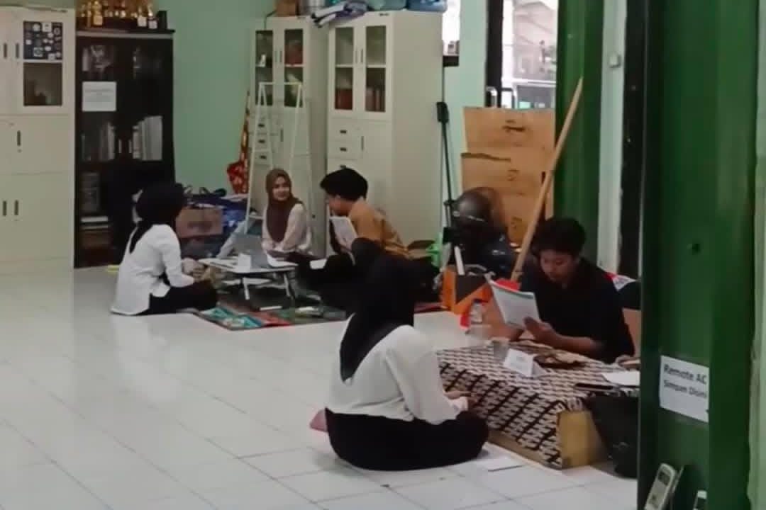 Wawancara Biology New Cabinet (BINECA) 2026 sebagai Tahap Seleksi Calon Pengurus Himpunan Mahasiswa Jurusan (HMJ) Pendidikan Biologi Untirta.